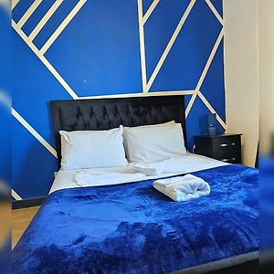 Zimmer mit Queensize-Bett